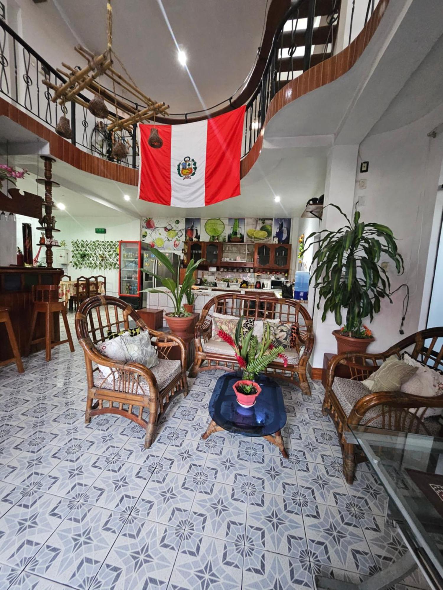 Hotel Sarisa House à Iquitos Extérieur photo