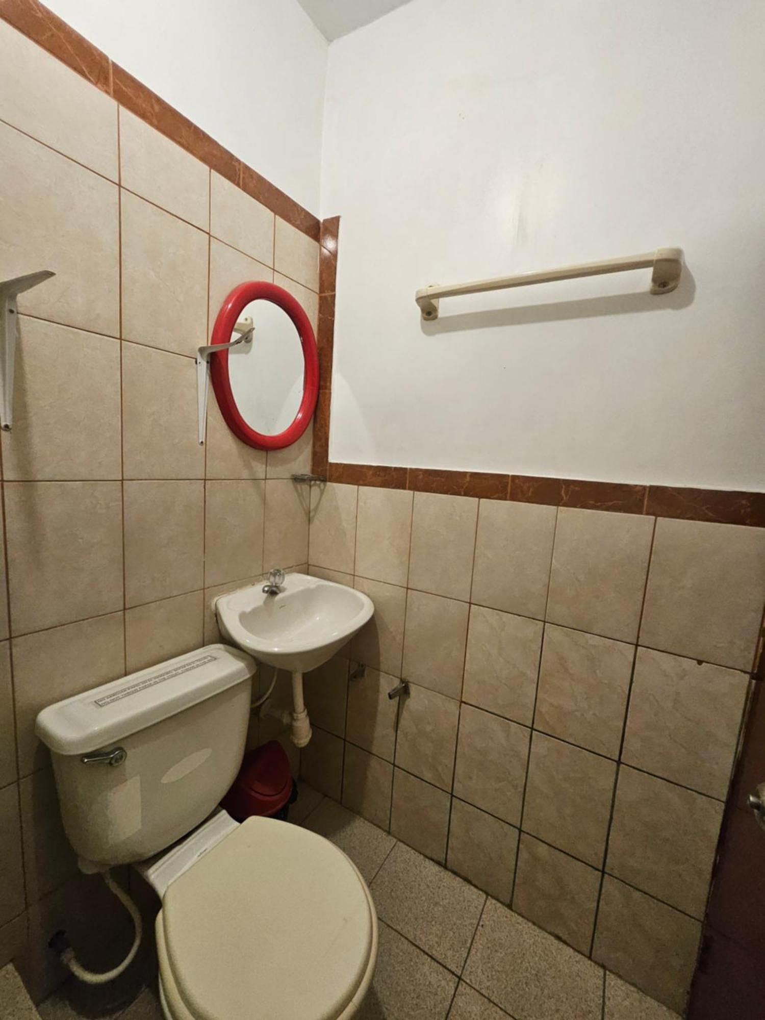 Hotel Sarisa House à Iquitos Extérieur photo