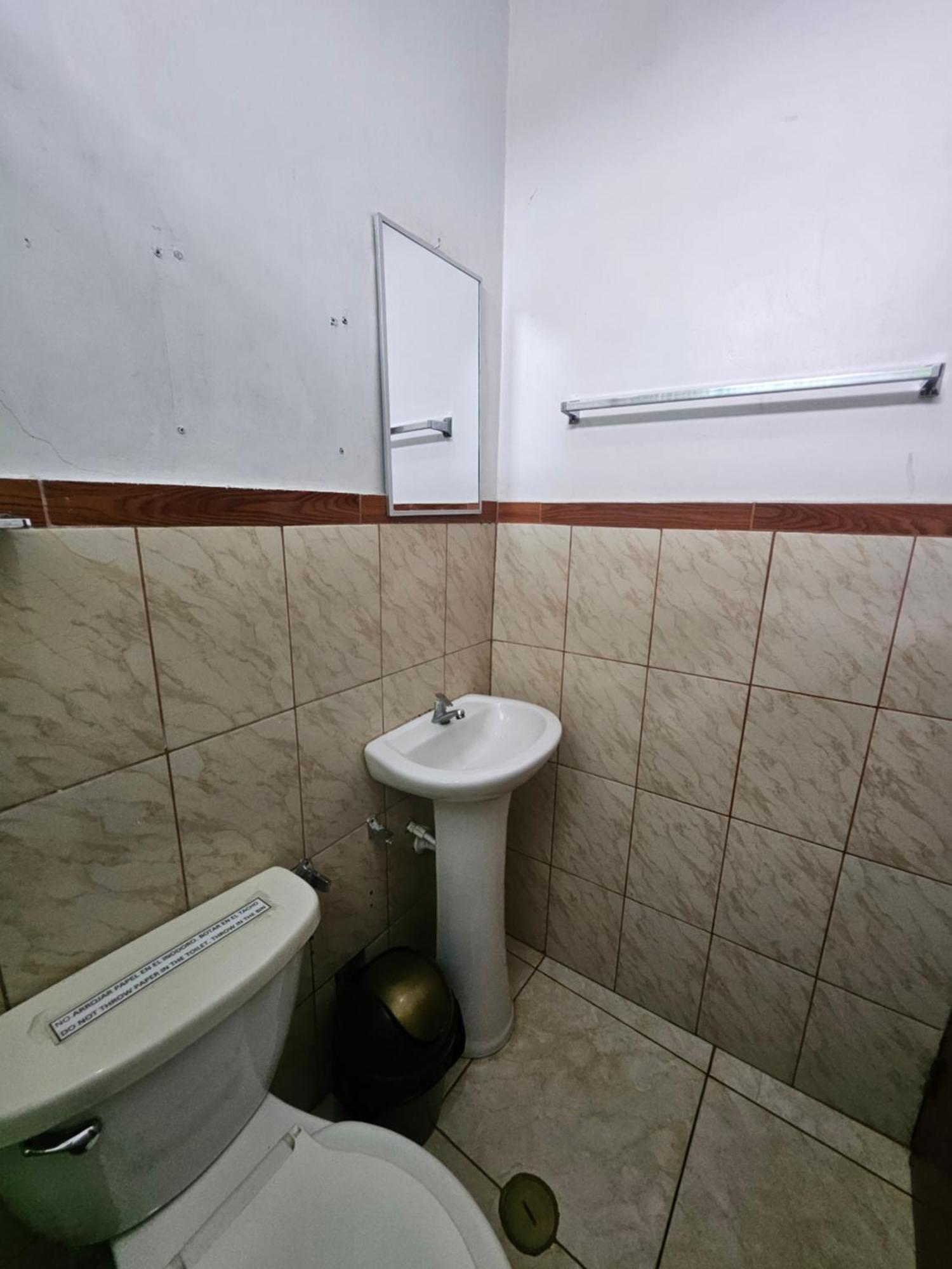 Hotel Sarisa House à Iquitos Extérieur photo